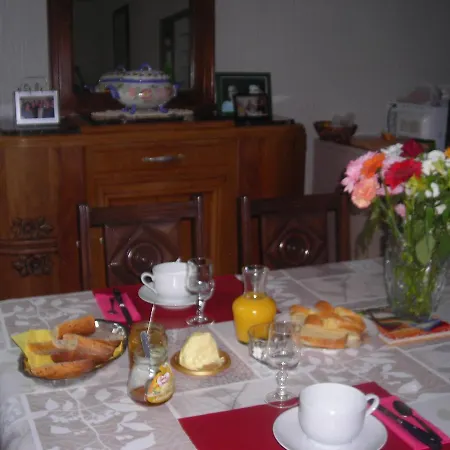 Couette-café La Crémaillère D'hôtes